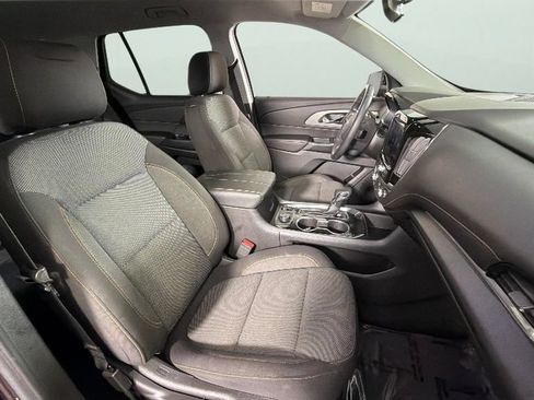 Certified 2021 Chevrolet Traverse LT FWD image 36