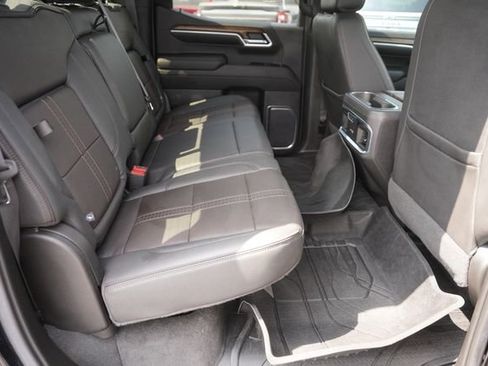 Used 2022 Chevrolet Silverado 1500 High Country w/ High Country Premium Package AWD/4WD image 16