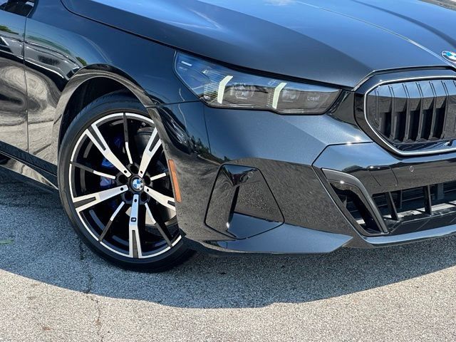 Certified 2024 BMW 530i xDrive w/ M Sport Package AWD/4WD image 38