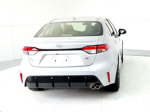 Used 2023 Toyota Corolla SE FWD image 7