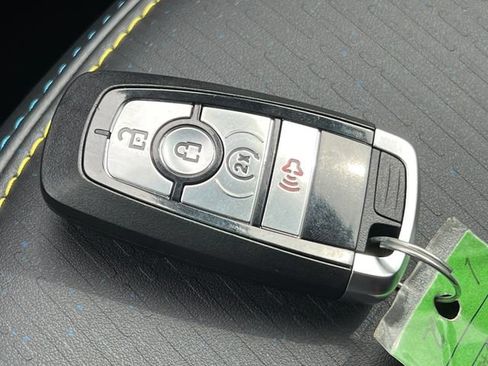 New 2025 Ford Maverick Lobo AWD/4WD image 34