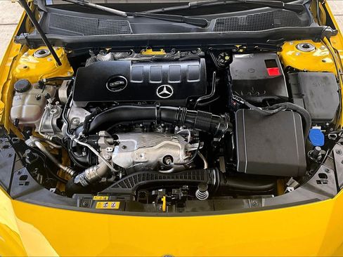 Used 2023 Mercedes-Benz CLA 250 image 27