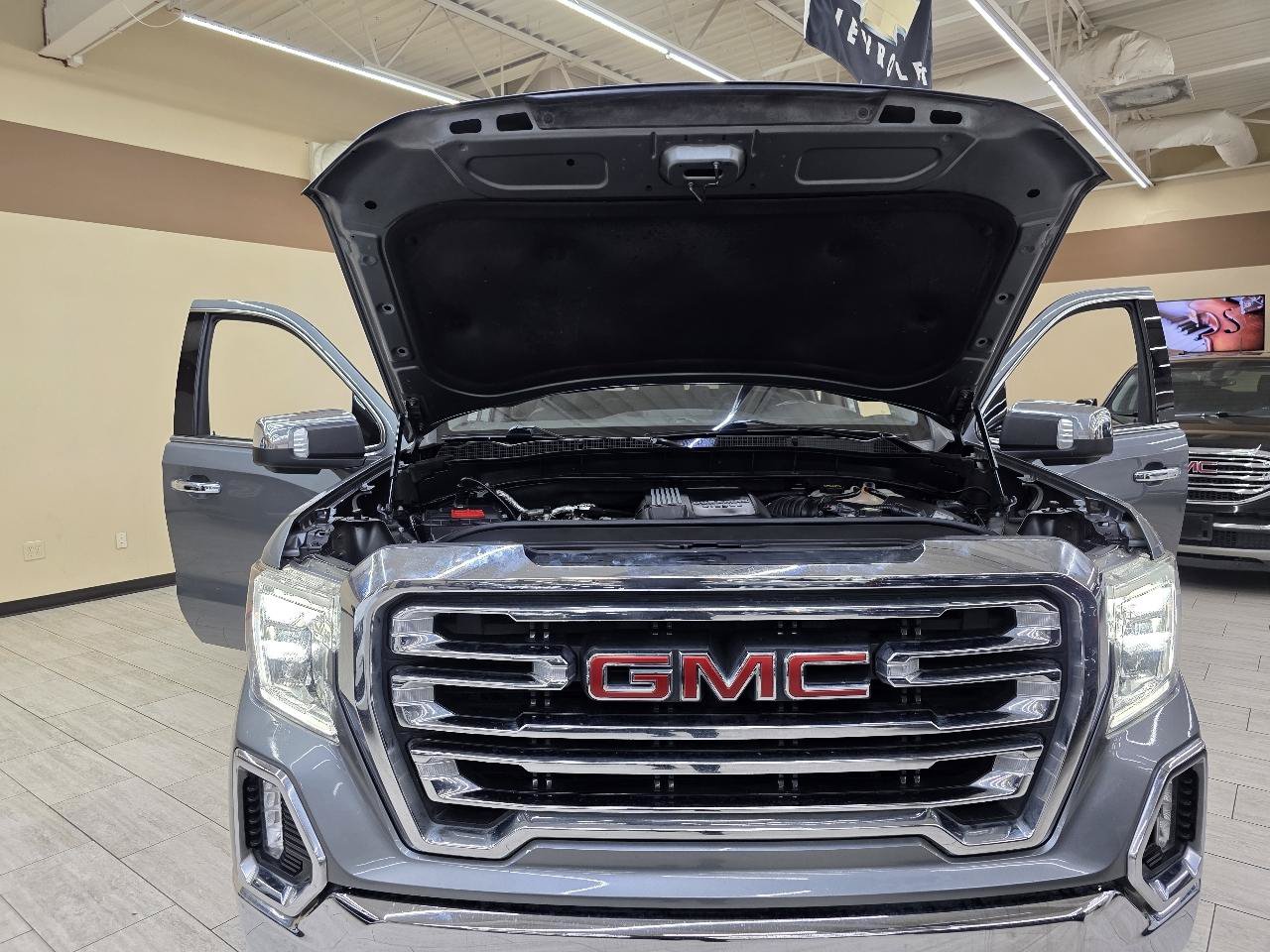 Used 2021 GMC Sierra 1500 SLT AWD/4WD image 44