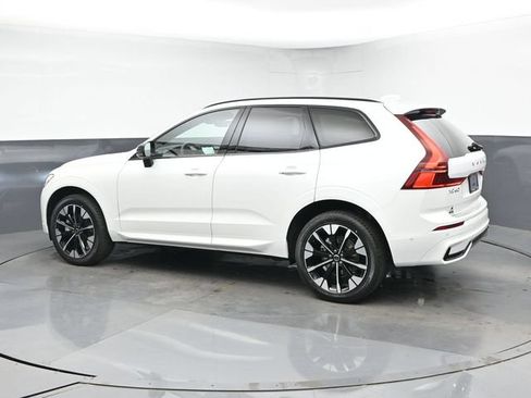 New 2026 Volvo XC60 B5 Plus w/ Protection Package Premier AWD/4WD image 7