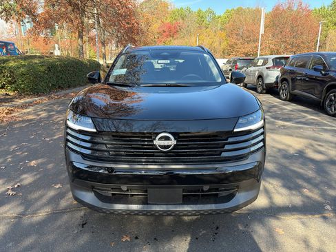 New 2026 Nissan Kicks SV w/ SV Premium Package image 2