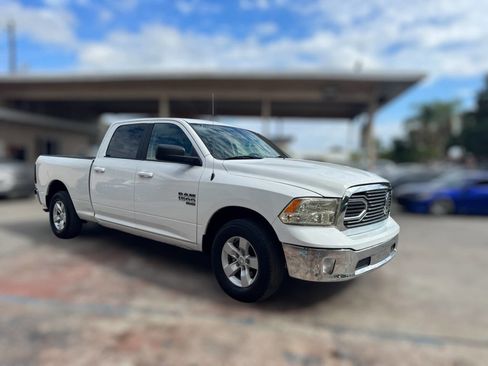 Used 2021 RAM 1500 Classic SLT image 15