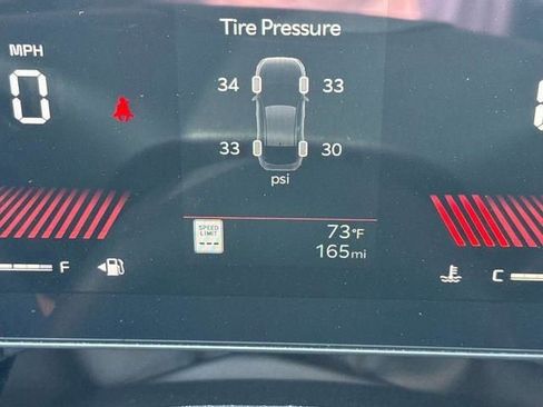 Used 2025 Kia K4 LXS image 36