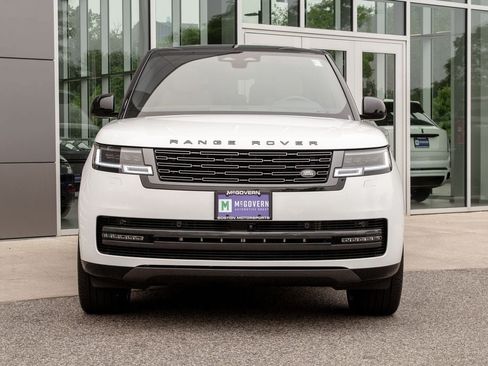 Used 2025 Land Rover Range Rover Long Wheelbase SE AWD/4WD image 2