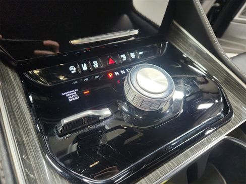 Used 2022 Jeep Wagoneer Series II image 26