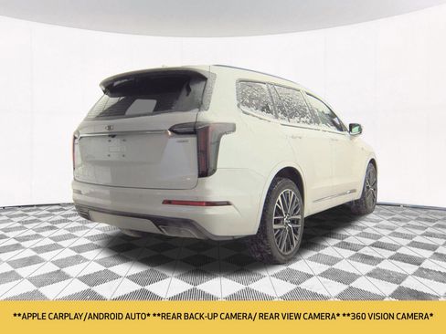 Used 2024 Cadillac XT6 Sport w/ Technology Package image 5