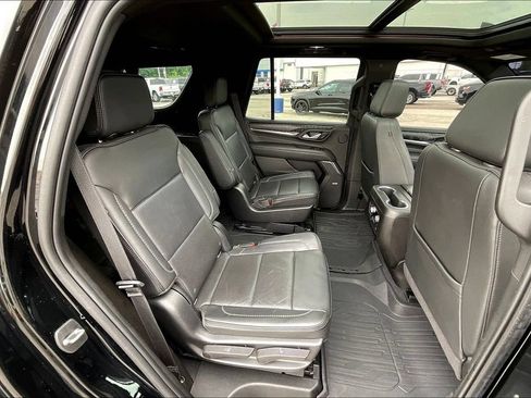 Used 2022 GMC Yukon Denali AWD/4WD image 24