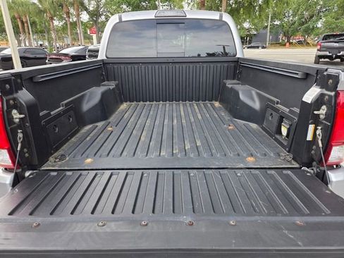 Used 2017 Toyota Tacoma TRD Sport w/ Tow Package image 24