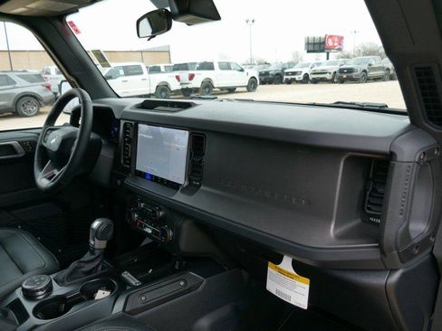 New 2025 Ford Bronco Big Bend image 11