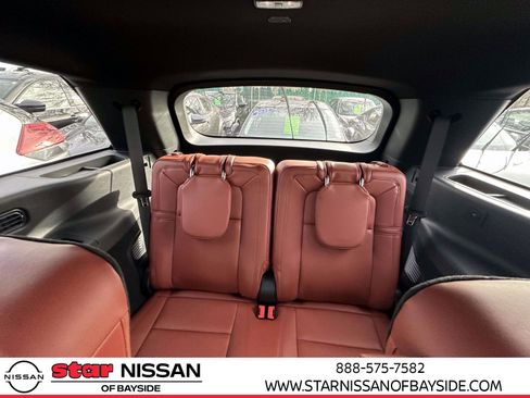 Used 2025 Lincoln Aviator Reserve w/ Jet Appearance Package image 17