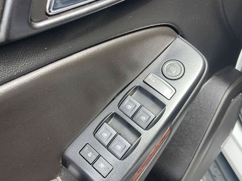 Used 2016 GMC Yukon SLE w/ Convenience Package AWD/4WD image 15