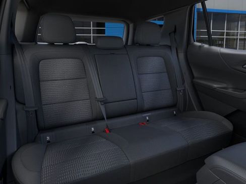 New 2025 Chevrolet Equinox LT image 17