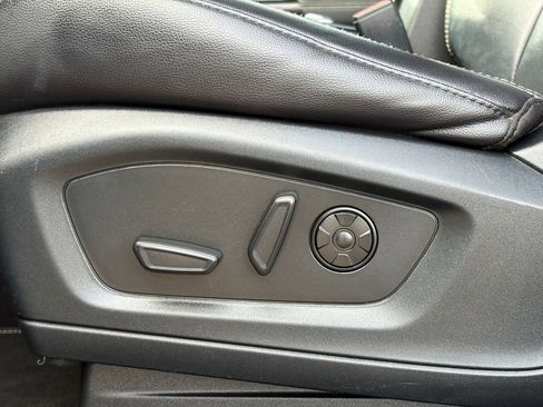 Used 2021 Ford Explorer ST w/ Equipment Group 401A image 12