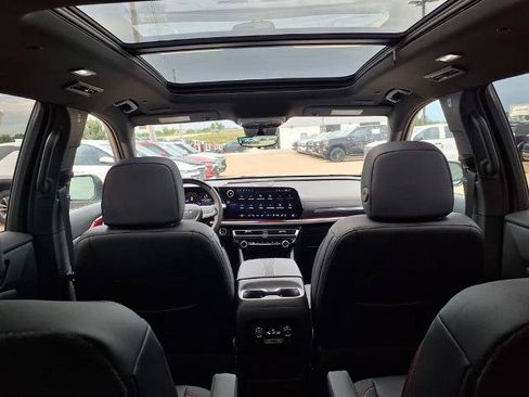 New 2026 Chevrolet Traverse RS AWD/4WD image 16