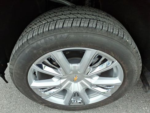 Certified 2026 Chevrolet Silverado 1500 High Country w/ High Country Premium Package AWD/4WD image 5
