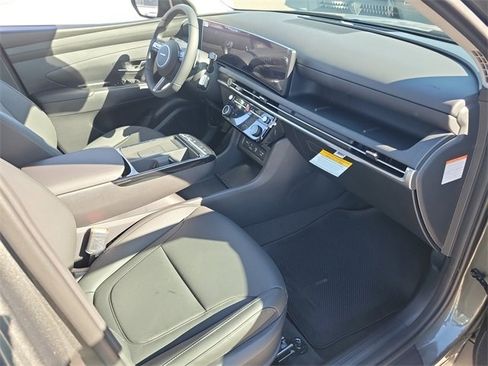 New 2026 Hyundai Tucson SEL image 18