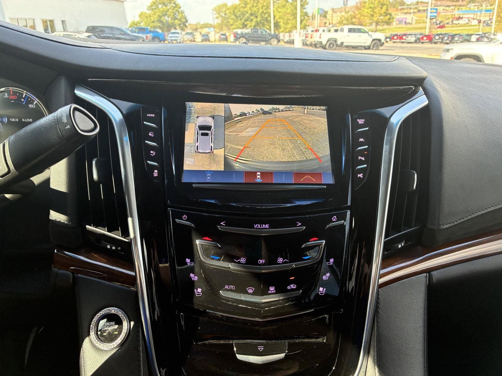 Used 2017 Cadillac Escalade Premium Luxury AWD/4WD image 19
