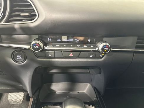 Used 2025 MAZDA CX-30 AWD 2.5 S w/ Premium Package image 23