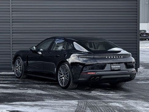 New 2026 Porsche Panamera 4 image 3