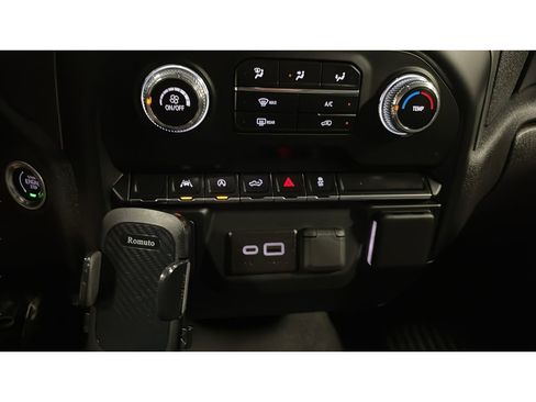Used 2024 GMC Sierra 1500 Pro w/ Pro Value Package AWD/4WD image 14
