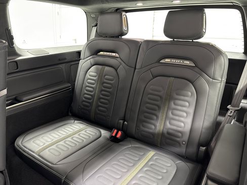 Used 2023 Rivian R1S Adventure image 25