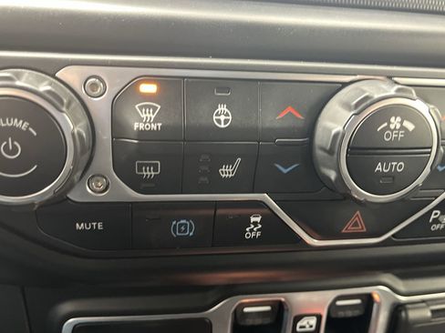 Used 2021 Jeep Wrangler Unlimited Rubicon 4xe w/ Steel Bumper Group image 22