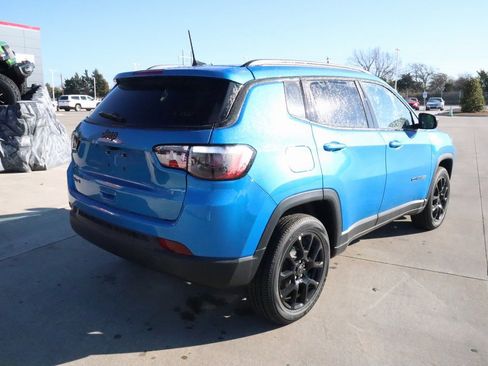 New 2026 Jeep Compass Latitude image 20