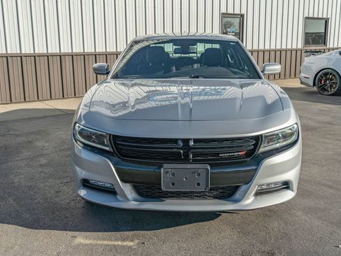 Used 2022 Dodge Charger SXT w/ Navigation & Travel Group image 5