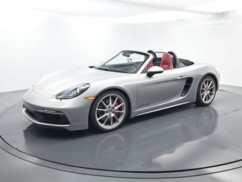 Used 2024 Porsche 718 Boxster GTS image 1