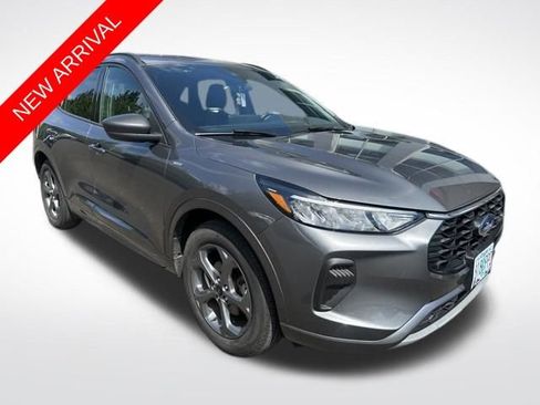 Used 2023 Ford Escape ST-Line w/ Tech Pack #1 AWD/4WD image 1