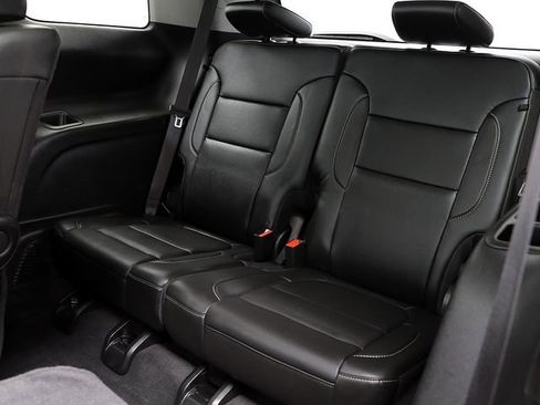 Certified 2023 GMC Acadia SLT w/ Elevation Edition image 12