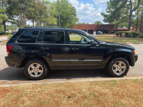 Used 2007 Jeep Grand Cherokee Laredo RWD image 6