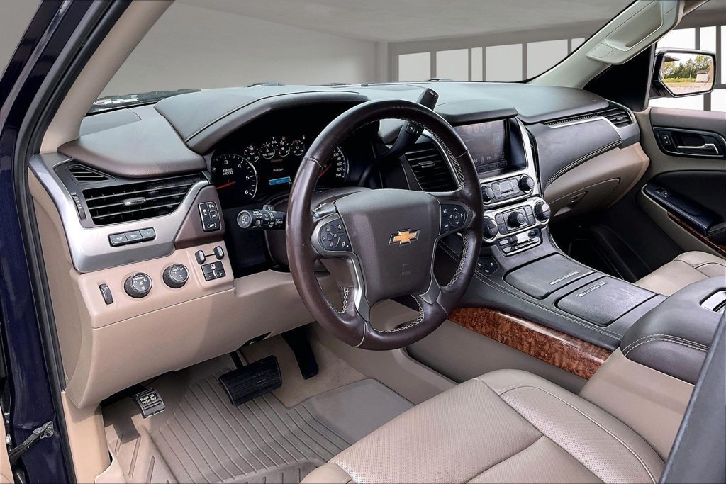 Used 2019 Chevrolet Tahoe Premier w/ Max Trailering Package AWD/4WD image 16