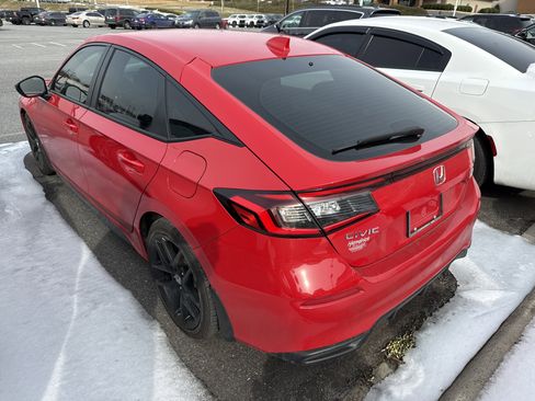 Used 2025 Honda Civic Sport image 8