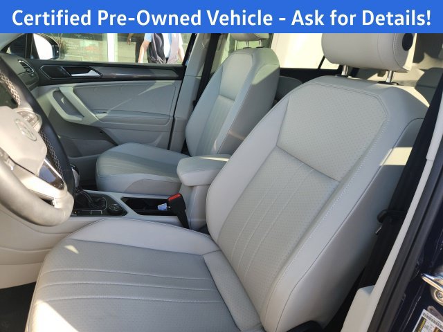 Certified 2023 Volkswagen Tiguan SE w/ Panoramic Sunroof Package AWD/4WD image 17