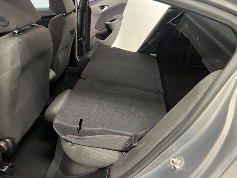 Used 2017 Chevrolet Cruze LT w/ RS Package image 27