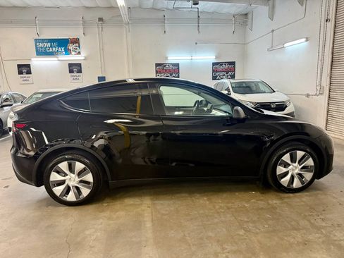 Used 2023 Tesla Model Y Long Range AWD/4WD image 4