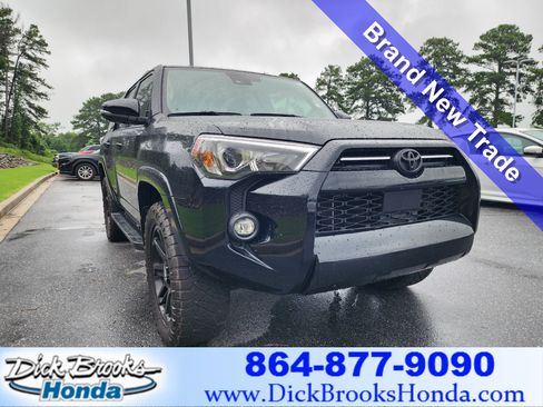 Used 2024 Toyota 4Runner SR5 Premium w/ Moonroof Package AWD/4WD image 1