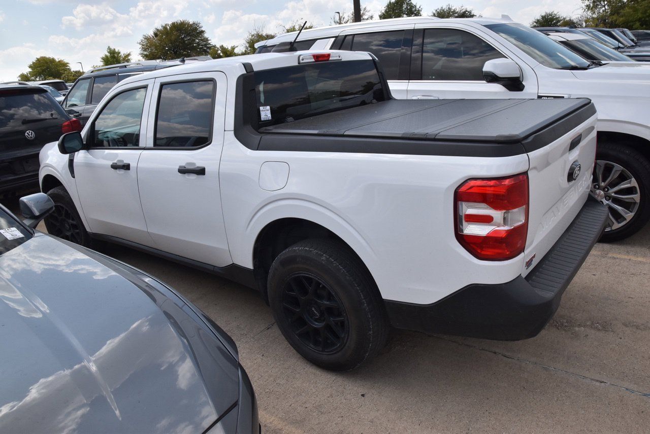 Used 2025 Ford Maverick XL FWD image 9