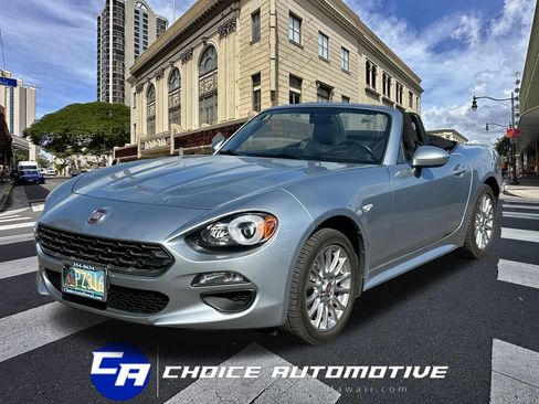 Used 2019 FIAT 124 Spider Classica w/ Mopar All Weather Plus Group RWD image 1
