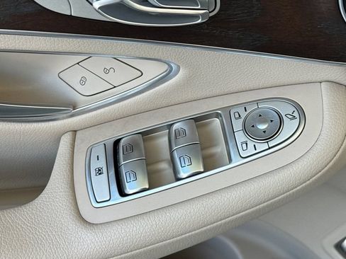 Used 2018 Mercedes-Benz GLC 300 image 15