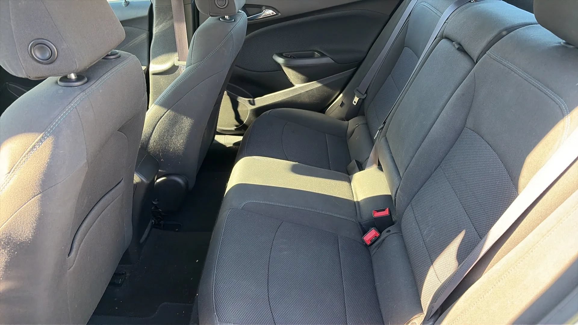 Used 2016 Chevrolet Cruze LT FWD image 14