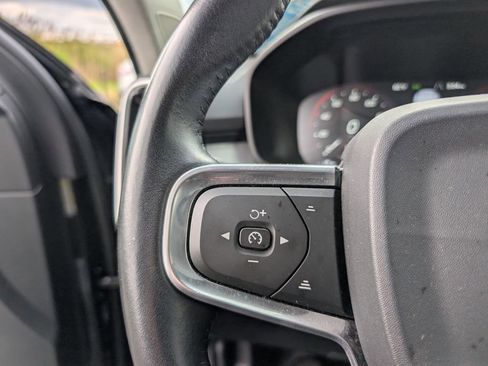 Used 2019 Volvo XC40 T5 Momentum AWD/4WD image 16