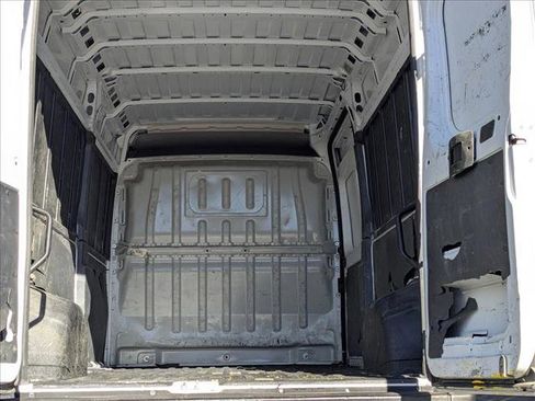 Used 2023 RAM ProMaster 2500 image 16