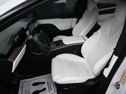 Used 2023 Tesla Model X AWD/4WD image 22