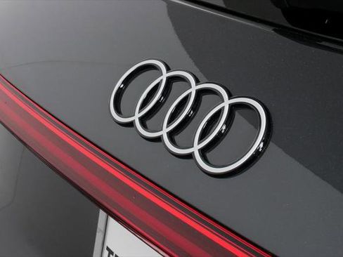 Certified 2025 Audi Q5 Premium Plus AWD/4WD image 37